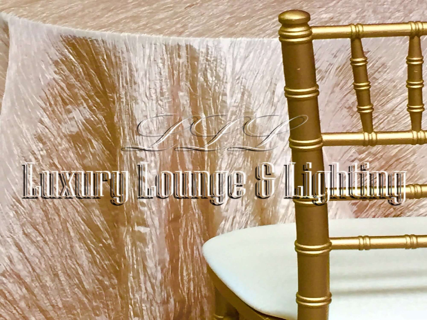 CRINKLE TAFFETA LINEN - TAUPE/GOLD - 132" Diameter LLL's Crinkle Taffeta Linen in Taupe/Gold is a round crinkle taffeta linen designed to add warm golden light beige accents to your event decor.