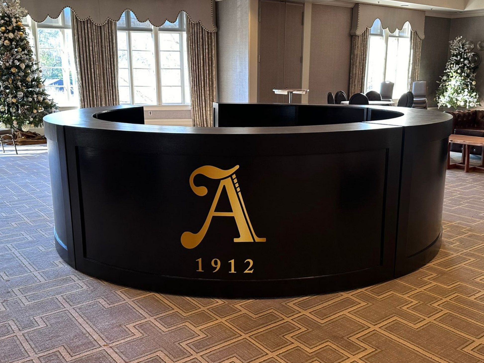 SAVANNAH CIRCULAR BAR - BLACK