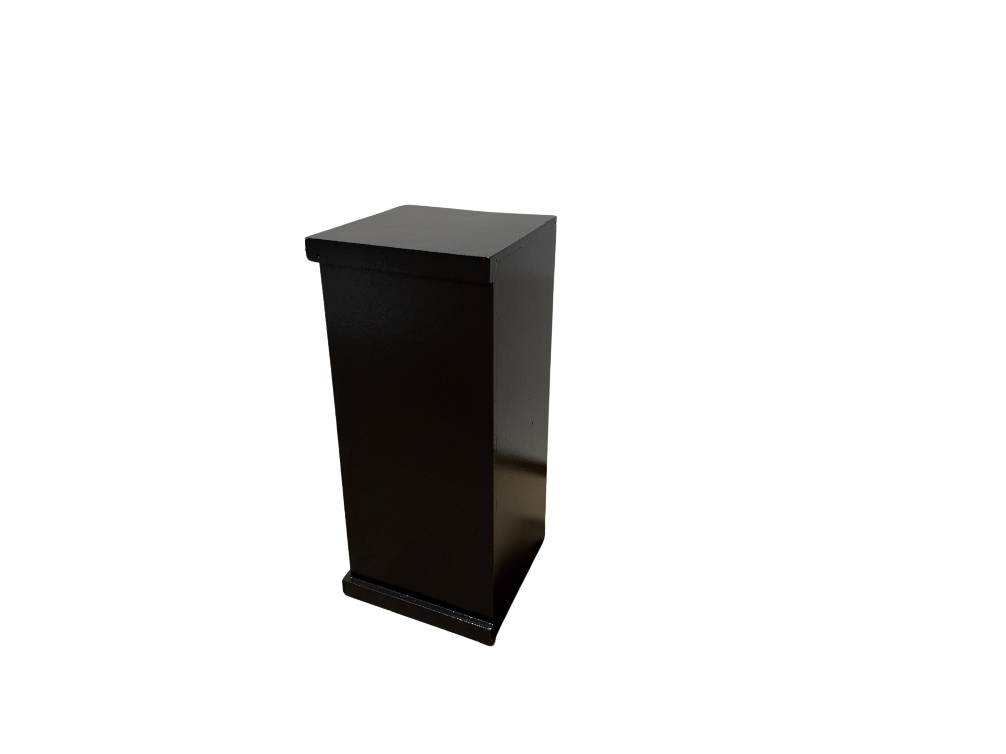 STAGE FACADE CORNER | BLACK