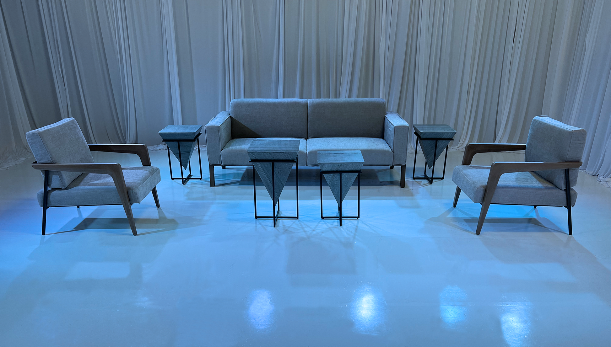 MAGNOLIA SOFA GROUPING 1