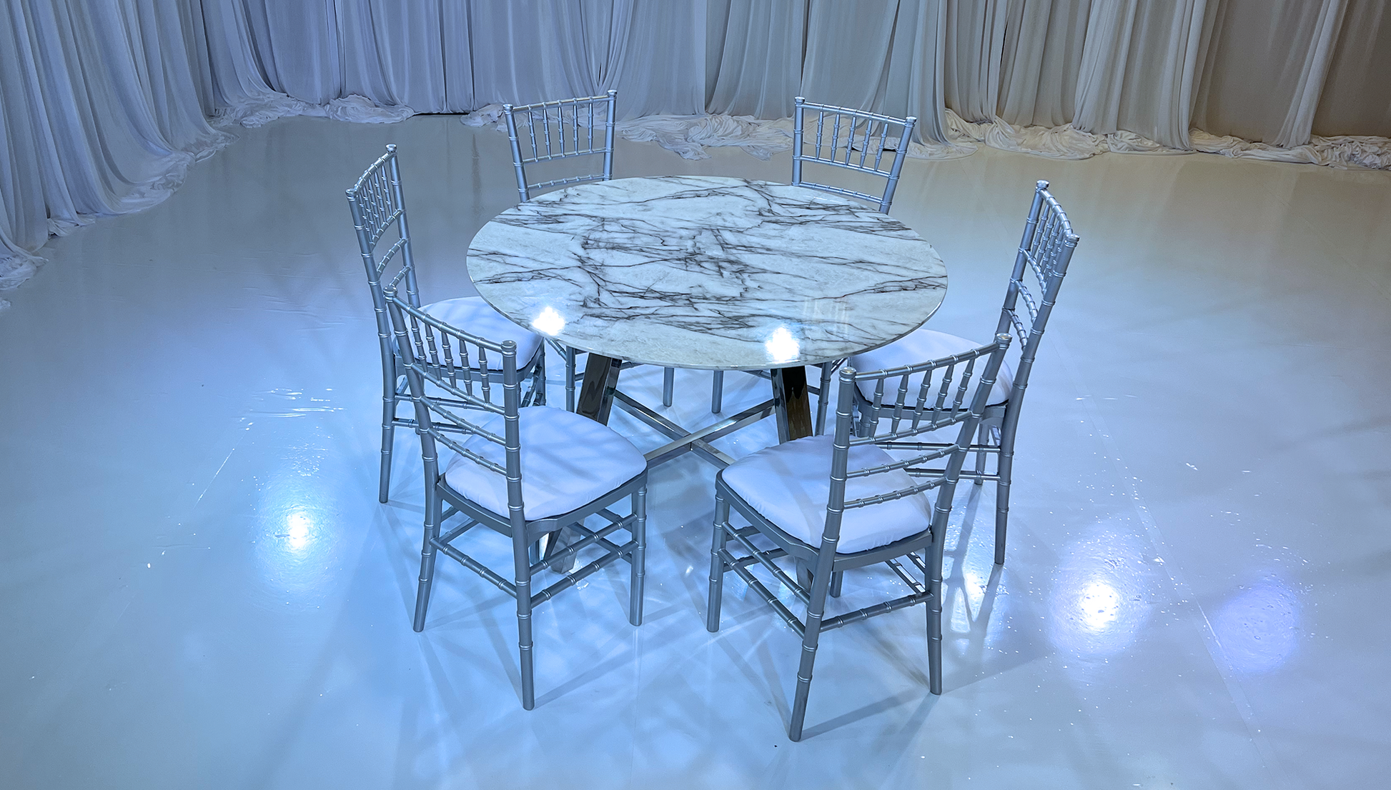 QUARRY DINING GROUPING 3